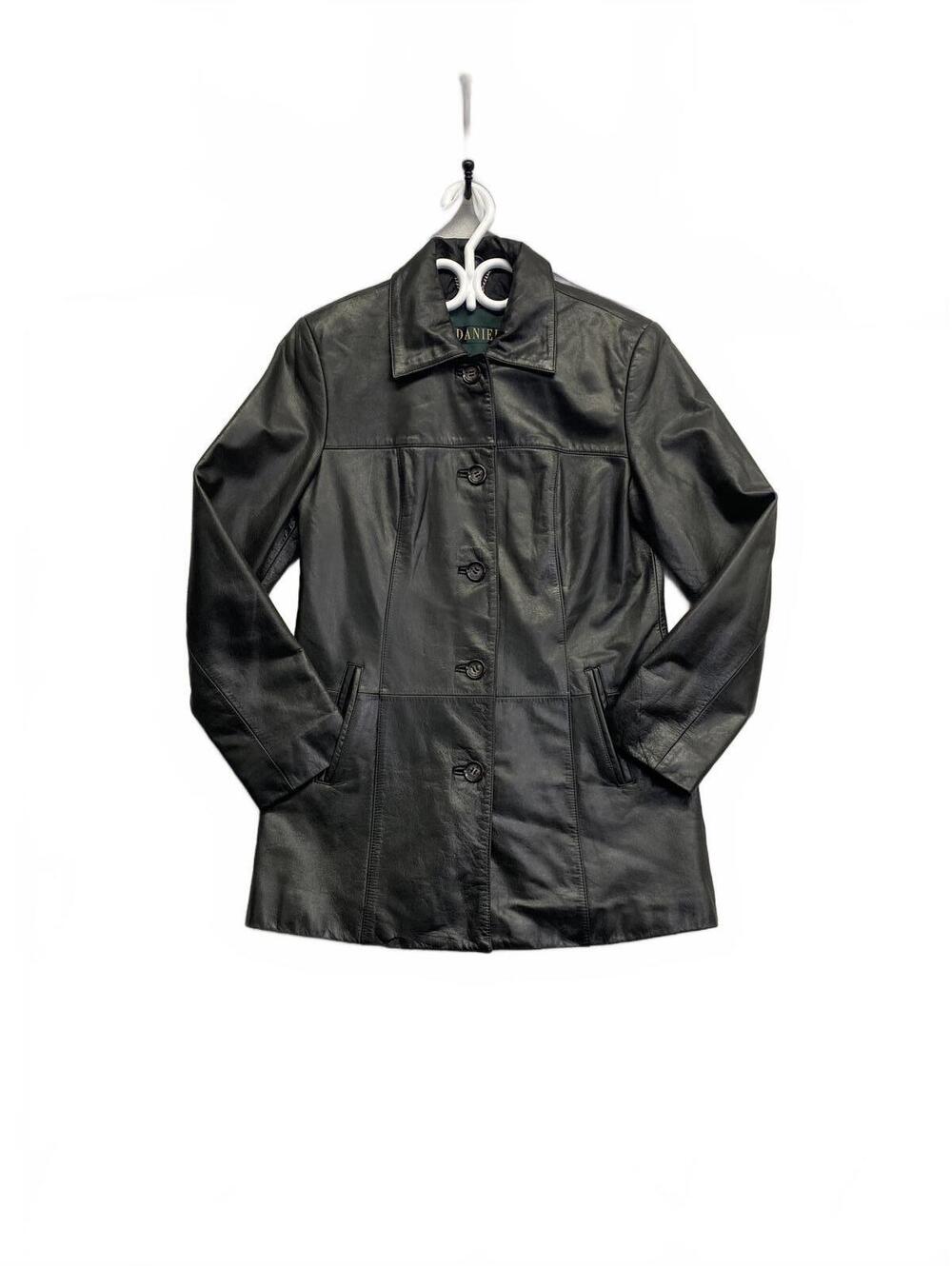 Vintage Y2K Danier Women's Black Leather Jacket Size 4-6 Made in Canada